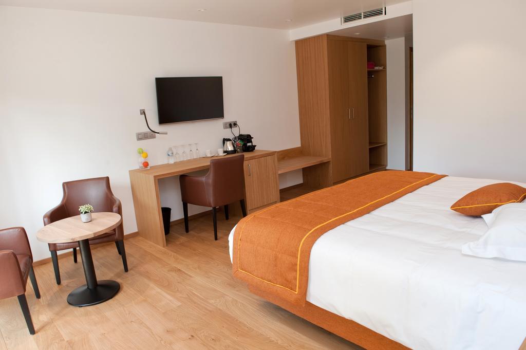 Hotel Le Charme De La Semois Alle Εξωτερικό φωτογραφία
