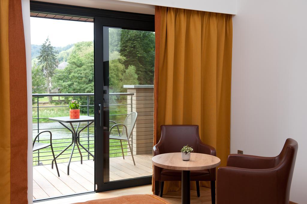 Hotel Le Charme De La Semois Alle Εξωτερικό φωτογραφία